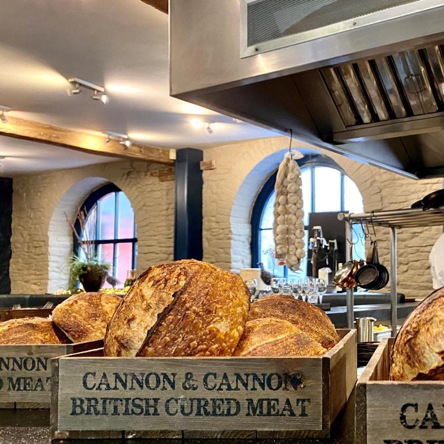 Kings Head 4* Cirencester